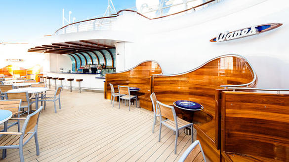 Disney Cruise Lines Disney Dream waves-bar-00.jpg